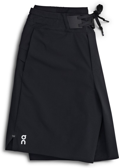 ON M HYBRID SHORT blk Black